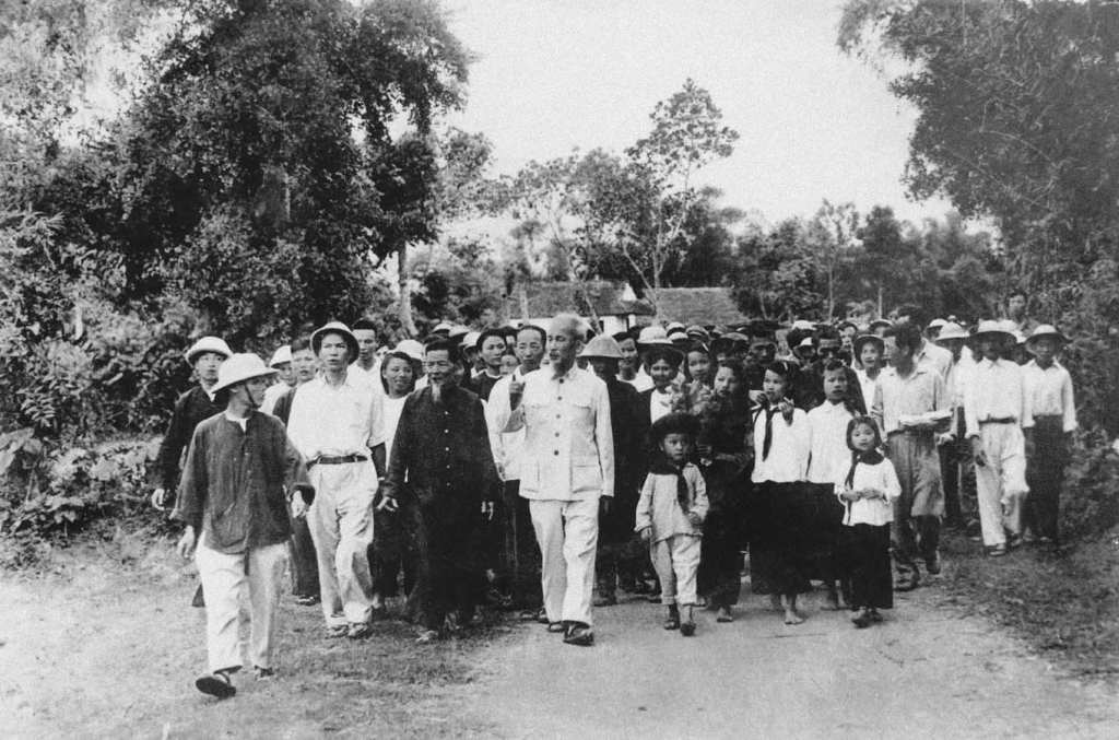 17-9-1945 và 1964: Nhớ mãi hai bức thư của Bác Hồ